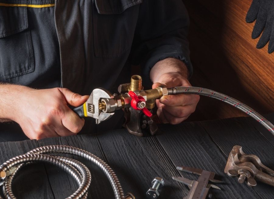 can you use brake line for gas line