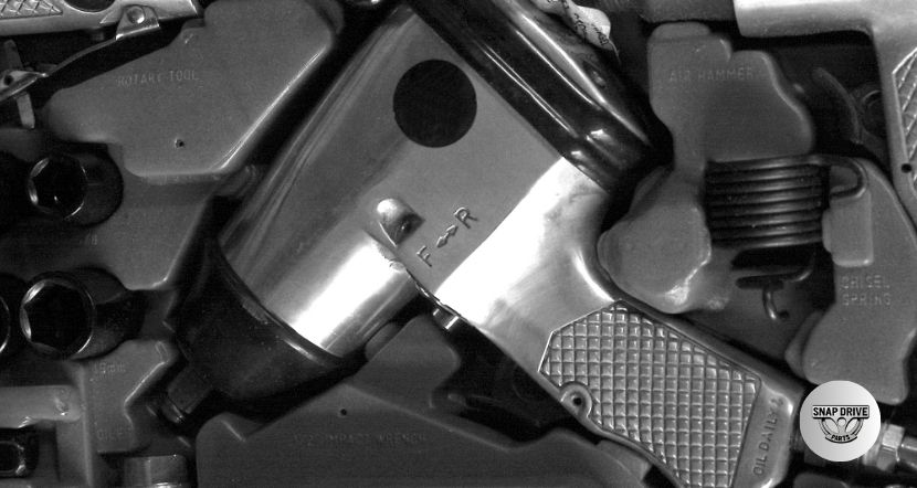 how impact wrenches function