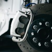 how to break in ceramic brake pads and rotors
