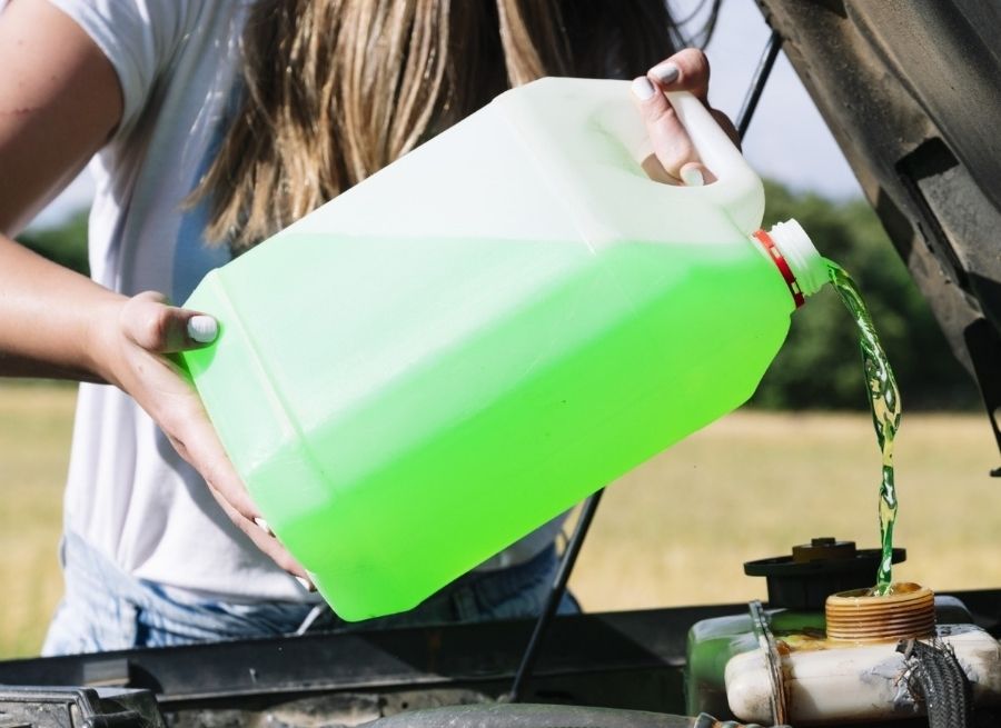 how to clean antifreeze spill