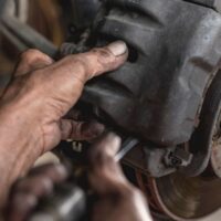 how to clean oil off brake pads with lacquer thinner