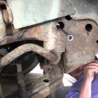 how to remove stuck idler arm