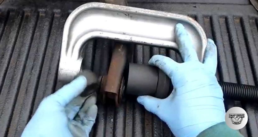 how to replace lower control arm bushings