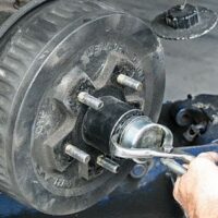 how to replace trailer wheel bearings