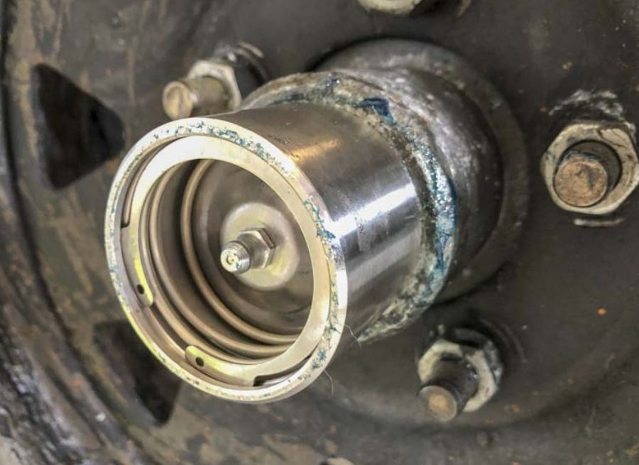 how to replace trailer wheel bearings