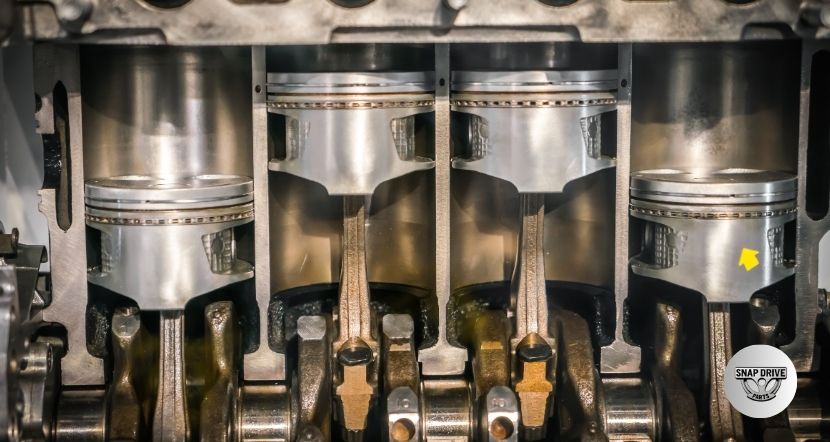 role of pistons in an engine