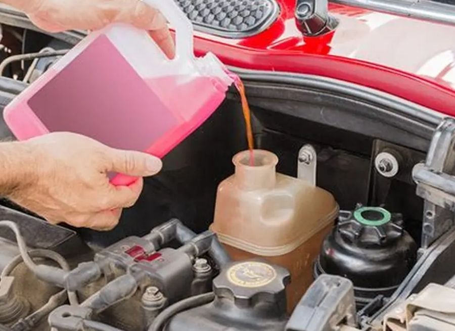 simple car maintenance habits that save money