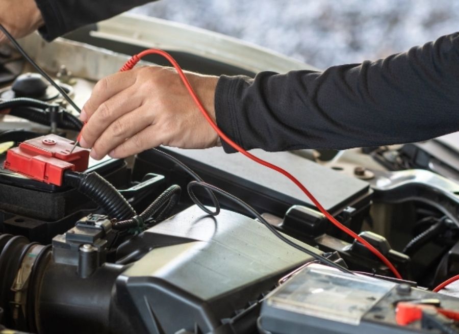 simple car maintenance habits that save money