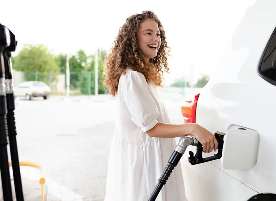 simple car maintenance habits that save money