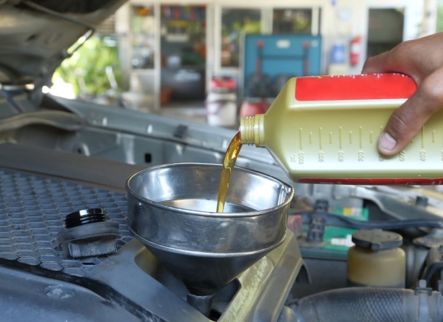 how to add engine oil for acura tsx 2009
