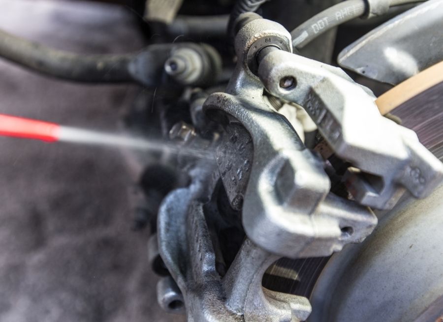how to clean oil off brake pads with lacquer thinner