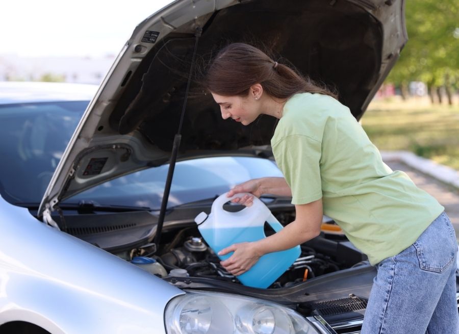 how to drain windshield washer fluid